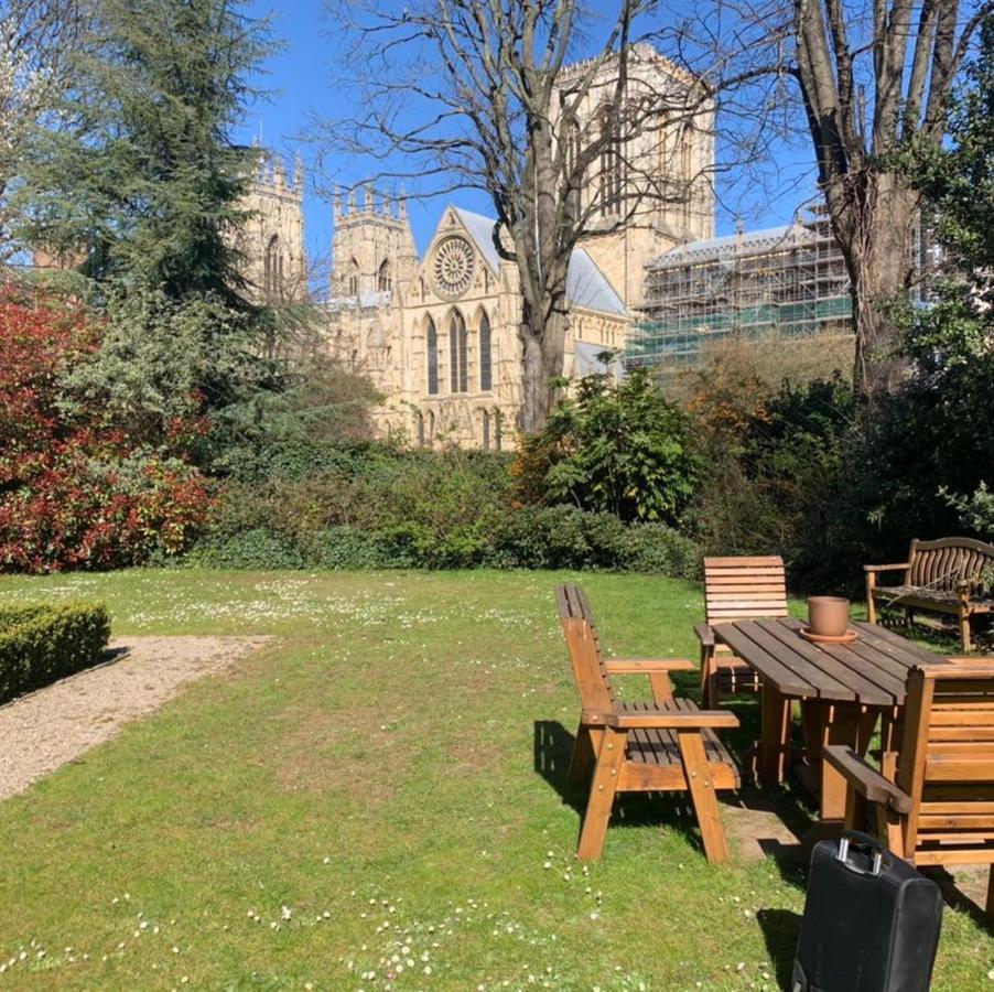 Minster View Apartment At Talbot Court, يورك المظهر الخارجي الصورة