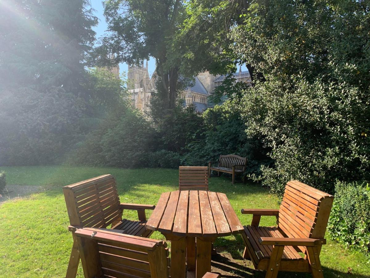 Minster View Apartment At Talbot Court, يورك المظهر الخارجي الصورة